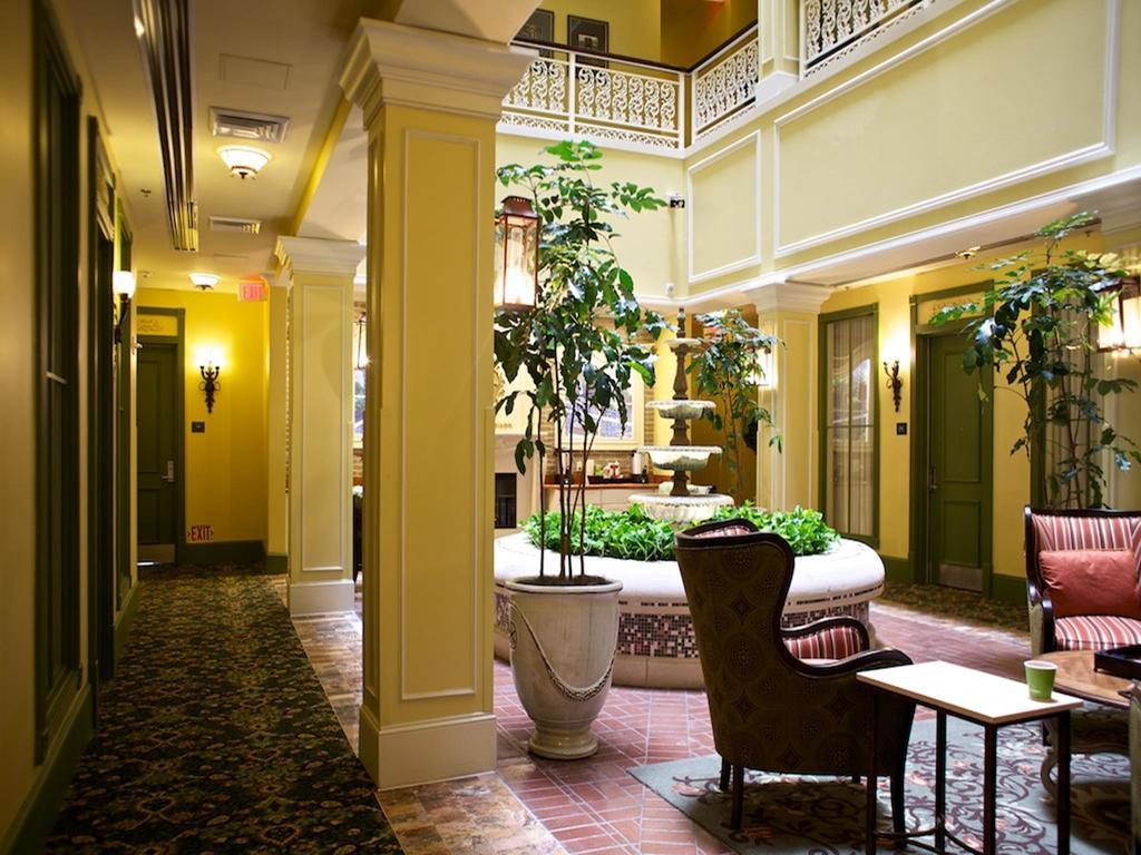 Club Wyndham La Belle Maison Nova Orleães Exterior foto