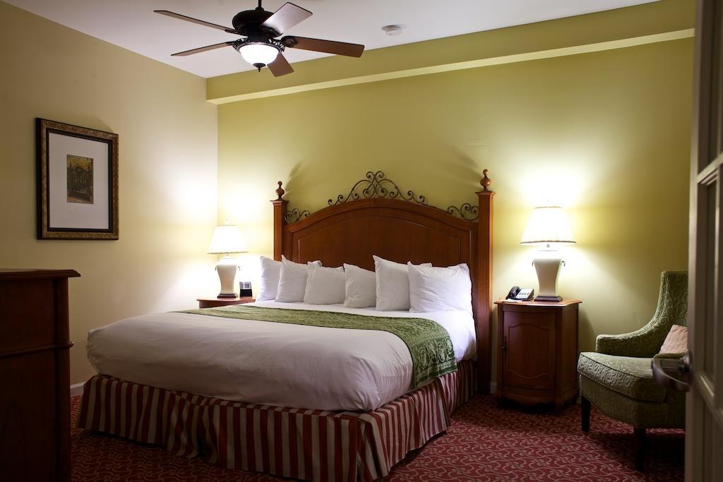 Club Wyndham La Belle Maison Nova Orleães Quarto foto