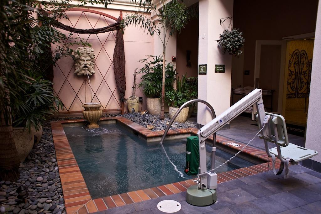 Club Wyndham La Belle Maison Nova Orleães Exterior foto